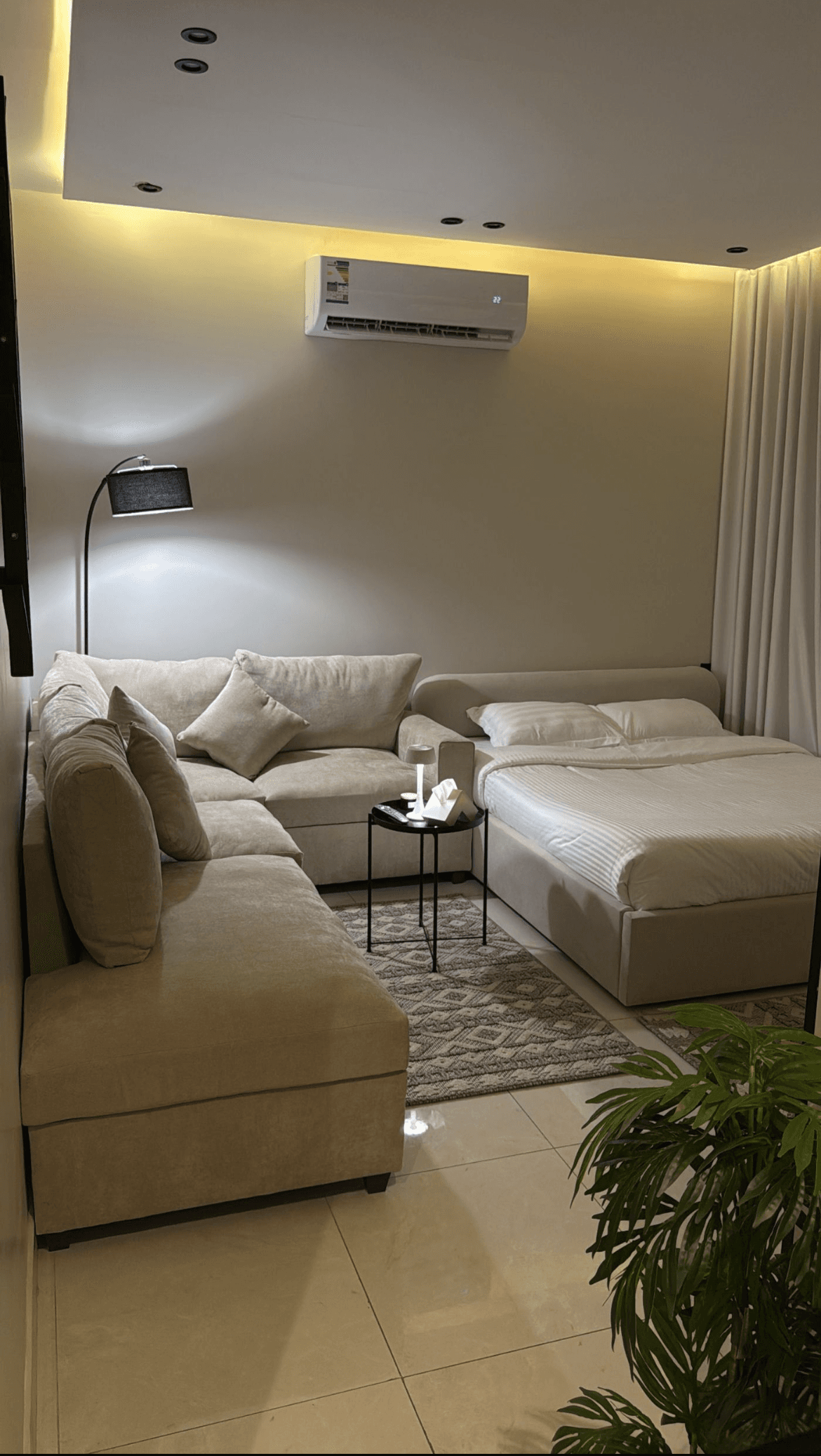 استديو بدخول ذاتي وتصميم هادئ