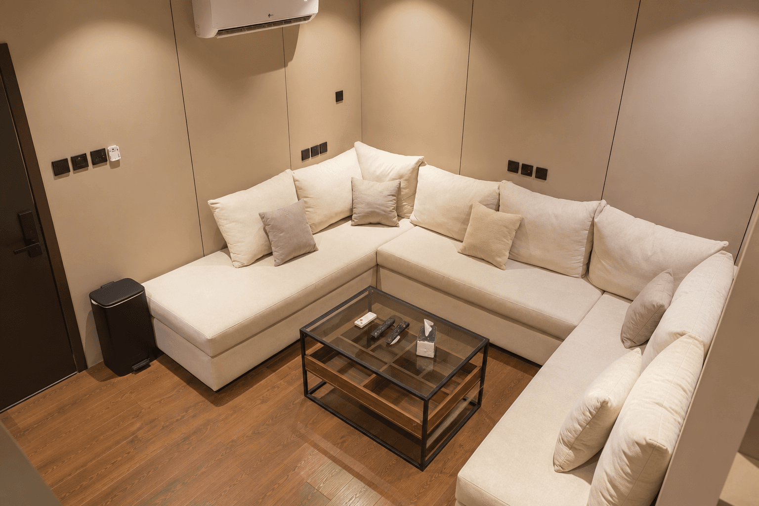 Luxury Suite