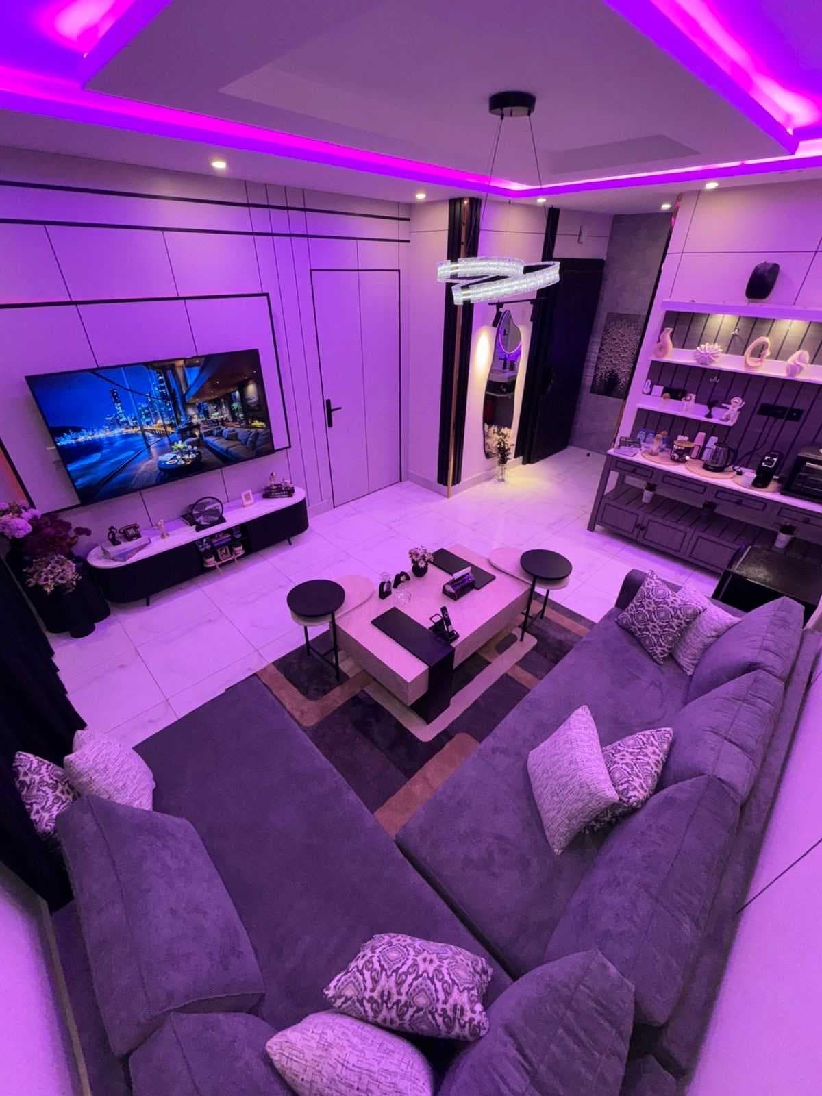شقة EVA