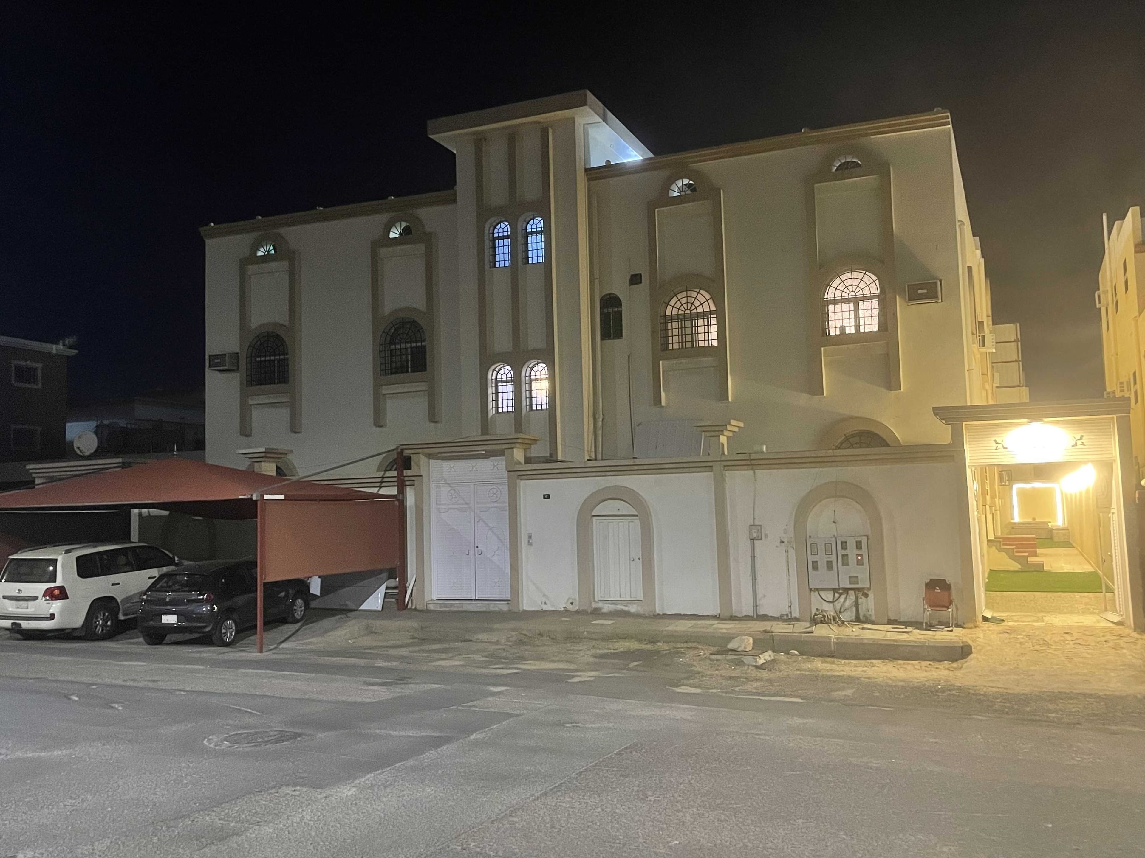 استديو مفروشة