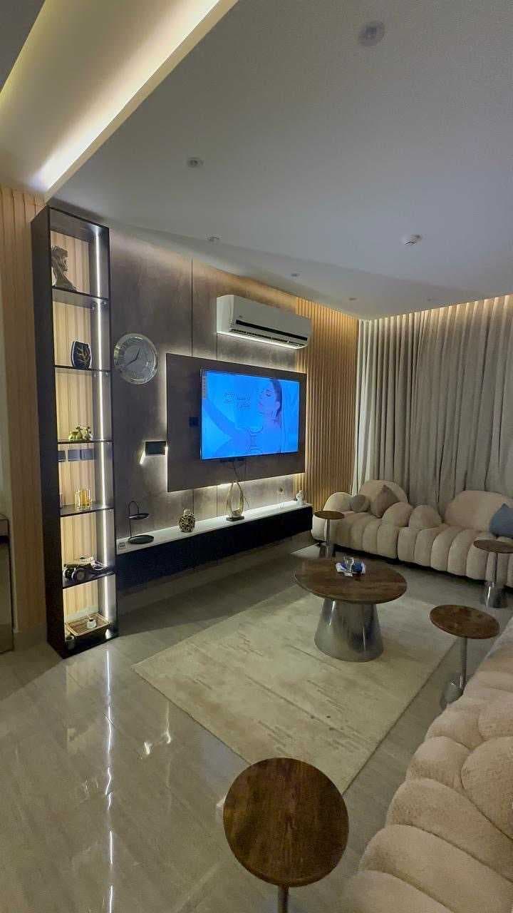 شقة فخمه وواسعه