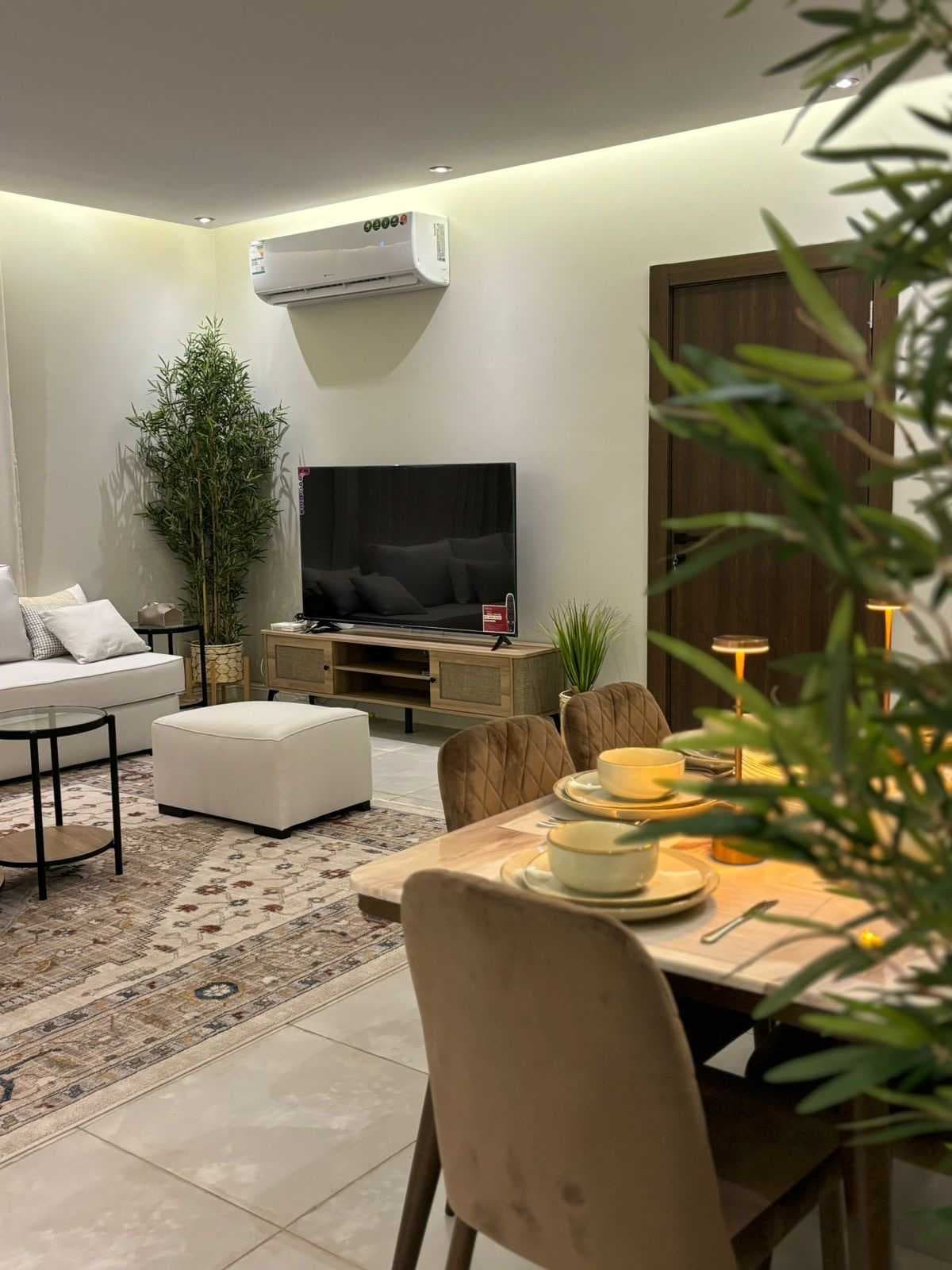 الماسه502 فاخره مع غرفه خادمه