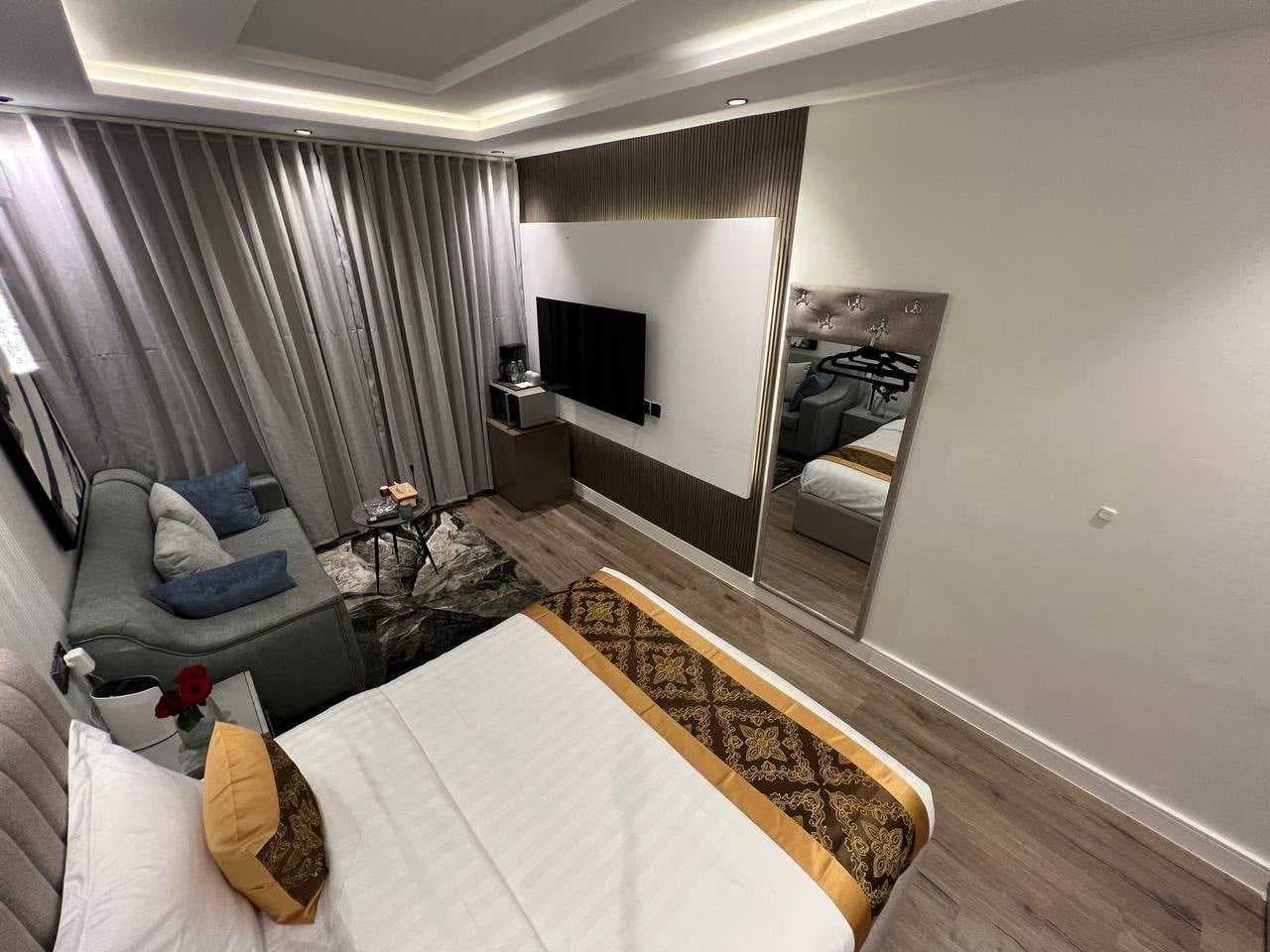 استديو انيق بدخول ذاتي