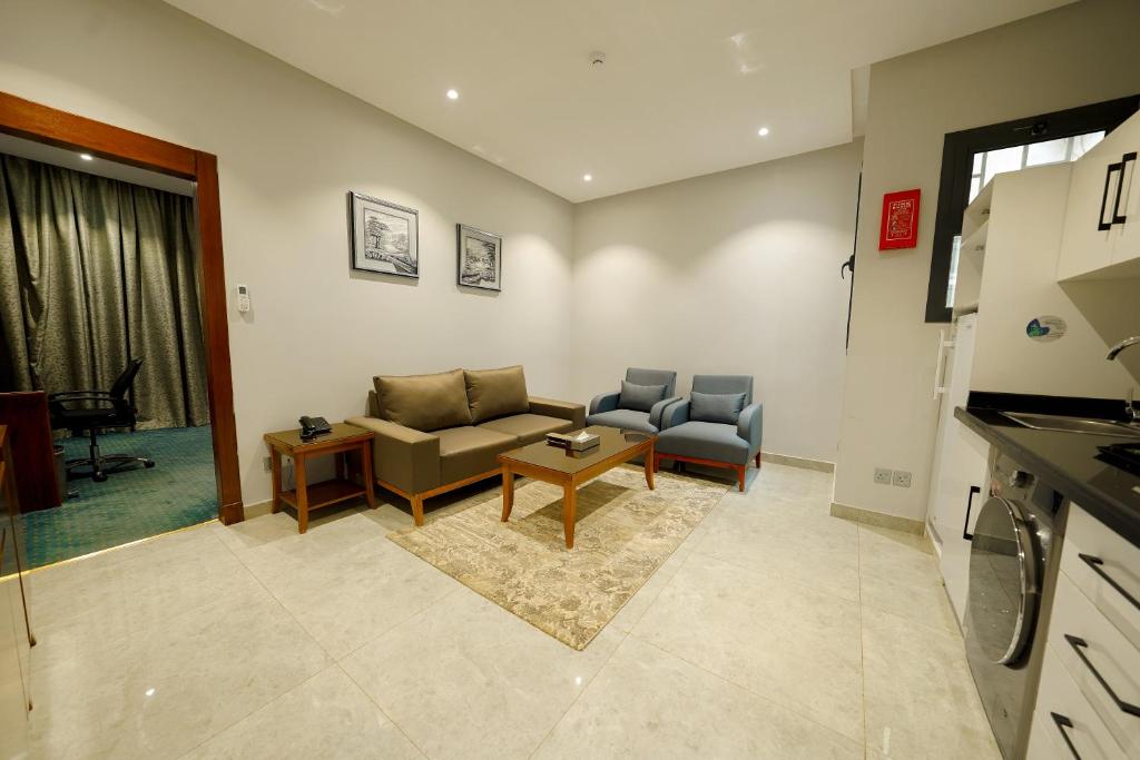 شقق عزاب للإيجار حي المهدية الرياض