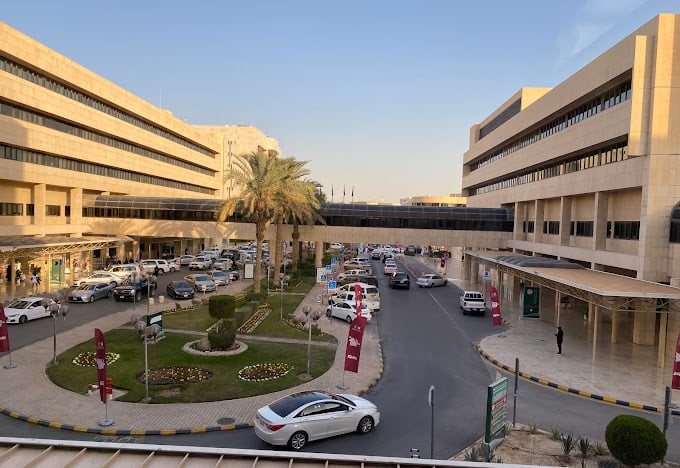 حي السليمانية الرياض: قلب العاصمة النابض ووجهة مثالية للسكن! مدينة الملك فهد الطبية - حي السليمانية الرياض