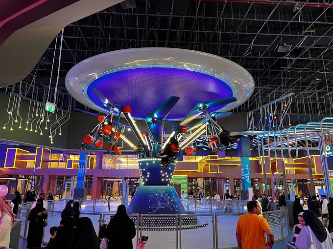 حي السليمانية الرياض: قلب العاصمة النابض ووجهة مثالية للسكن! ملاهي سلا سيتي (Sala City) - حي السليمانية الرياض.