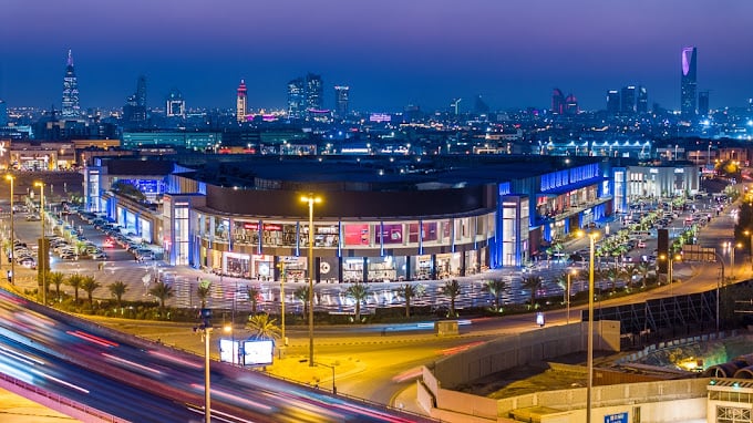 حي السليمانية الرياض: قلب العاصمة النابض ووجهة مثالية للسكن! سينومي ذا فيو مول (Cenomi The View Mall) - حي السليمانية الرياض