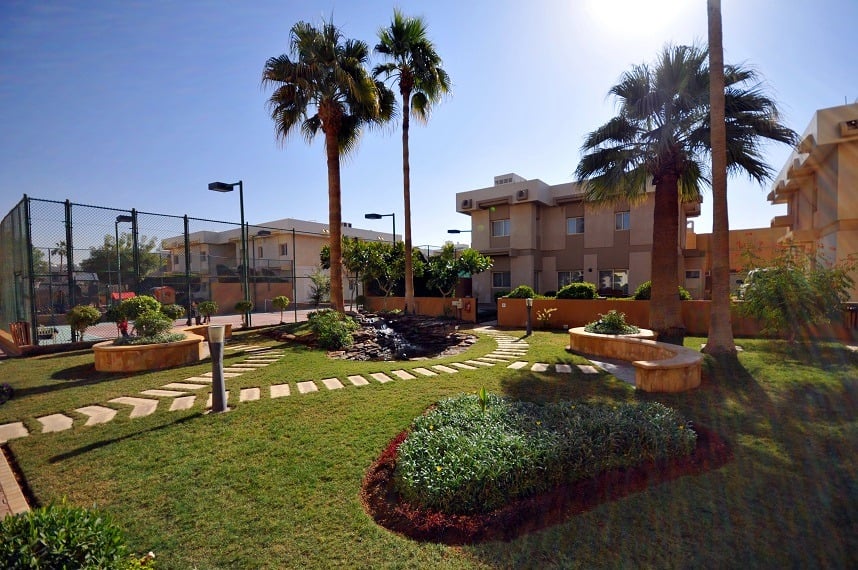 دليل حي العليا الرياض: قلب العاصمة النابض بالأبراج والخدمات! مجمع الجزيرة السكني (Al Jazeera Compound) - حي العليا الرياض