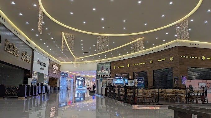 اكتشف اماكن سياحية في الطائف: أكثر من 15وجهة سياحية وترفيهية جوري مول الطائف - اماكن سياحية في الطائف للعوائل مجانًا