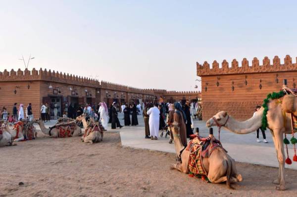 اكتشف اماكن سياحية في الطائف: أكثر من 15وجهة سياحية وترفيهية فعالية سوق عكاظ - اماكن سياحية في الطائف